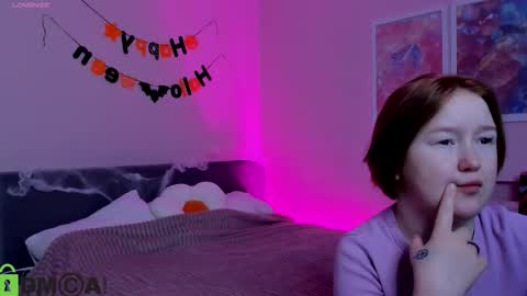 Mia online show from 4, 11, 2025