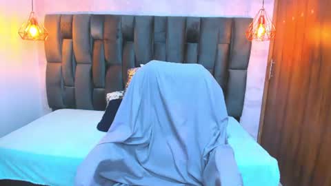 mia_ferrer18 online show from 18, 6, 2026