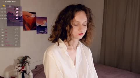 Mia  online show from 2, 2, 2025