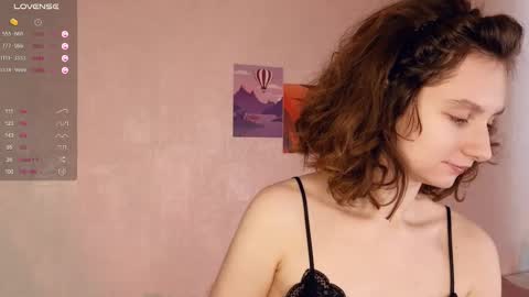 Mia  online show from 9, 2, 2025