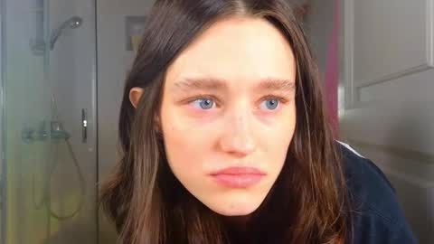 Mia online show from 3, 3, 2025