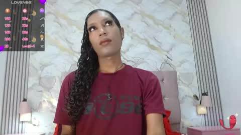 Mia Hiills online show from 6, 6, 2026