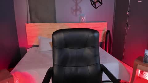 Val  online show from 13, 2, 2025