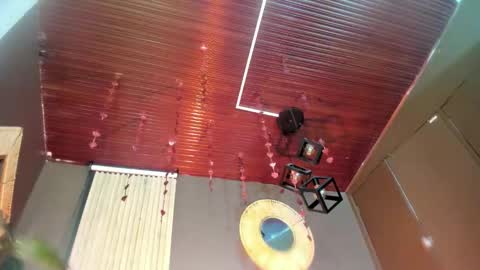 Snapshot of mia_jagger chatting on 17, 12, 2025 Val online show from 17, 12, 2025