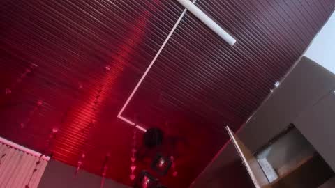 Snapshot of mia_jagger chatting on 18, 12, 2025 Val online show from 18, 12, 2025