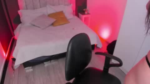 Snapshot of mia_jagger chatting on 12, 3, 2026 Val online show from 12, 3, 2026