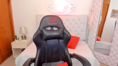    online show from 29, 1, 2025