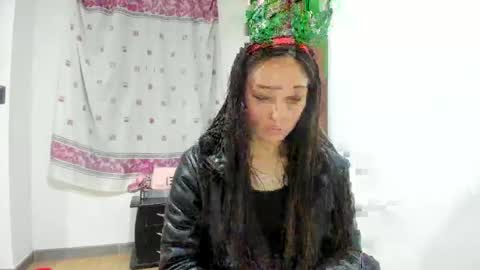mia kaneee online show from 10, 12, 2024