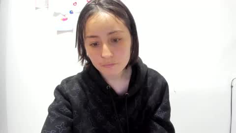 mia kaneee online show from 5, 3, 2025