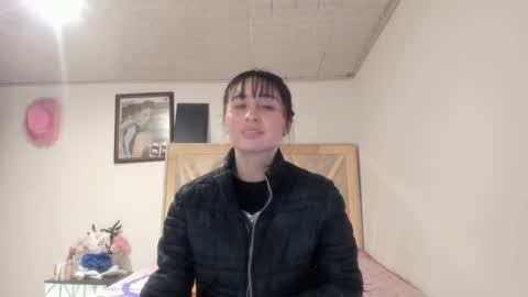 mia kaneee online show from 16, 10, 2025