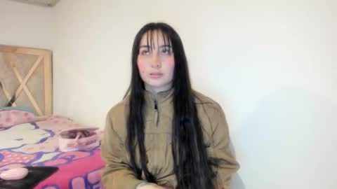 mia kaneee online show from 15, 11, 2025