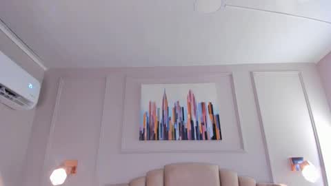 Mia online show from 12, 3, 2026