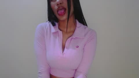 mia_kleim1 online show from 11, 1, 2026