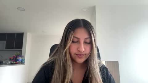 MIA online show from 5, 4, 2026