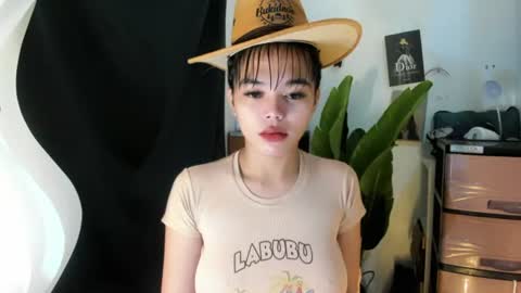 Snapshot of mia_lover9 chatting on 27, 7, 2026 M I A online show from 27, 7, 2026