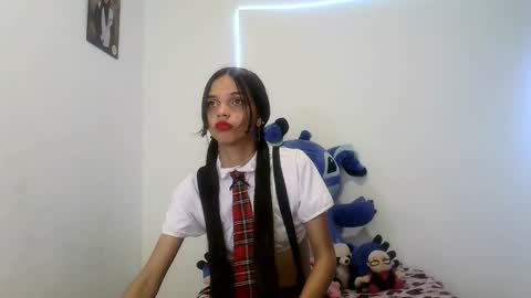 Snapshot of mia_lucy_21 chatting on 23, 10, 2025 mia lucy 21 online show from 23, 10, 2025