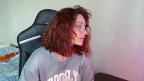 Snapshot of mia_luiza chatting on 10, 6, 2026 mia_luiza online show from 10, 6, 2026