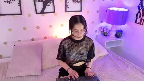 Snapshot of mia_luna0 chatting on 12, 6, 2026 Mia online show from 12, 6, 2026