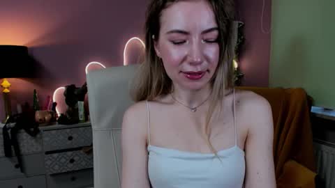 Mia online show from 10, 10, 2025