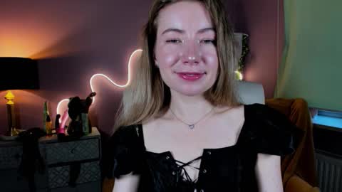 Mia online show from 19, 10, 2025