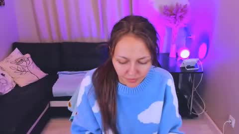 Snapshot of mia_meowxkiss chatting on 10, 10, 2025 mia_meowxkiss online show from 10, 10, 2025