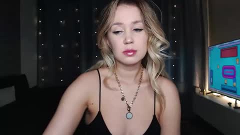 Mia online show from 4, 2, 2026