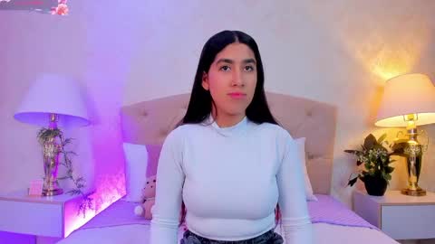 mia montess online show from 2, 6, 2026