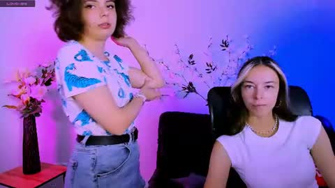 mia_mooon_ online show from 24, 6, 2026