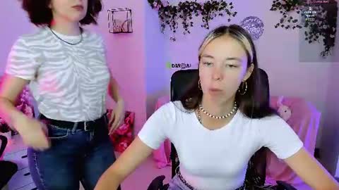 mia_mooon_ online show from 6, 7, 2026