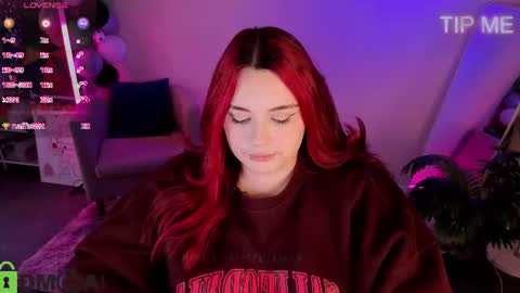 Snapshot of mia_r0ss chatting on 23, 7, 2026 Mia online show from 23, 7, 2026