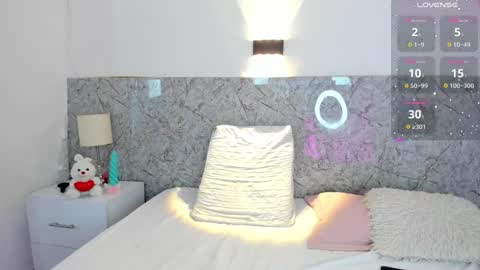 Mia online show from 12, 1, 2025