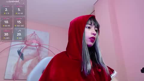 Mia  online show from 19, 12, 2025