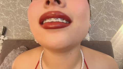 Snapshot of mia_roux13 chatting on 8, 2, 2025 Mia Roux online show from 8, 2, 2025