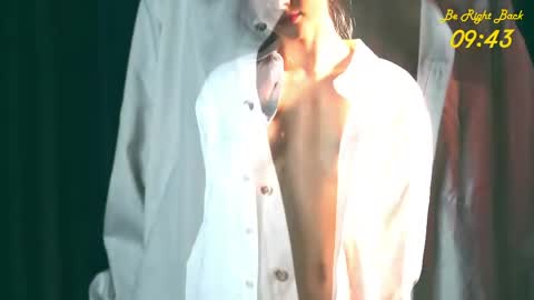 Mia online show from 1, 4, 2026