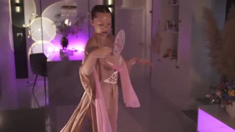 Snapshot of mia_vixen_ chatting on 29, 6, 2026 VixenMia online show from 29, 6, 2026