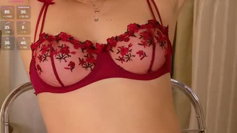 Snapshot of mia_white11 chatting on 7, 6, 2026 Mia White online show from 7, 6, 2026