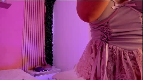 mia_zafir online show from 22, 11, 2025