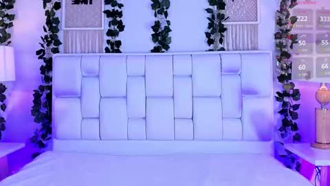 Mia online show from 1, 2, 2026