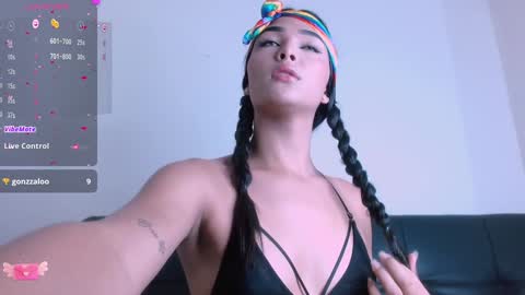 Snapshot of miaa_heart chatting on 22, 1, 2025 Mia online show from 22, 1, 2025