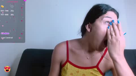 Snapshot of miaa_heart chatting on 28, 1, 2025 Mia online show from 28, 1, 2025