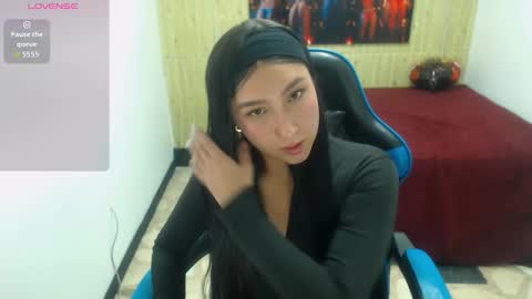       online show from 21, 11, 2025