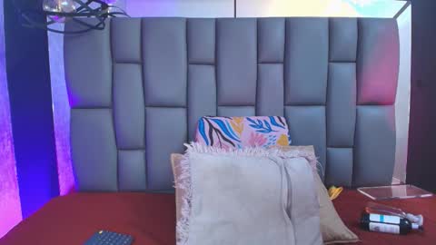 Snapshot of miaabrown__ chatting on 11, 9, 2025 Mia online show from 11, 9, 2025