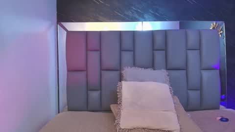 Snapshot of miaabrown__ chatting on 8, 10, 2025 Mia online show from 8, 10, 2025