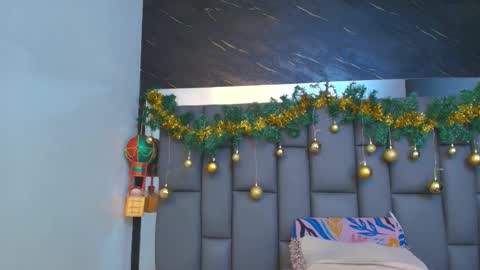 Mia online show from 16, 12, 2025