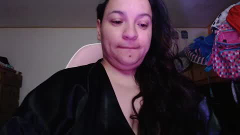 Snapshot of miaabrownn chatting on 4, 5, 2026 MIA online show from 4, 5, 2026
