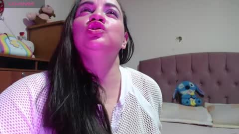 Snapshot of miaabrownn chatting on 16, 5, 2026 MIA online show from 16, 5, 2026