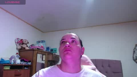 Snapshot of miaabrownn chatting on 22, 6, 2026 MIA online show from 22, 6, 2026