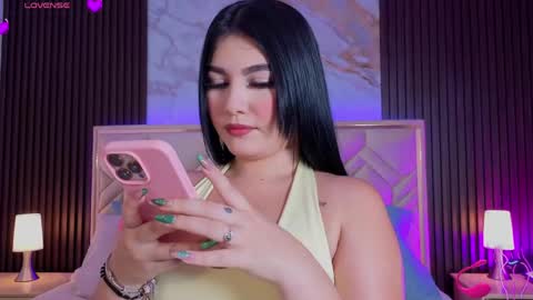 Snapshot of miaafarrel chatting on 2, 6, 2026 Miaa Farrel online show from 2, 6, 2026