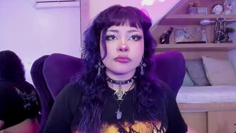 Mia online show from 13, 9, 2025