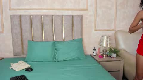 Miaasummer online show from 10, 2, 2026